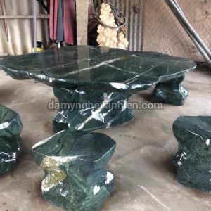 Bàn ghế đá bán quý 5