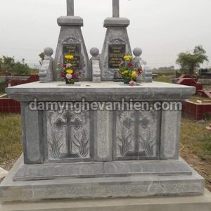 Lăng mộ công giáo 8